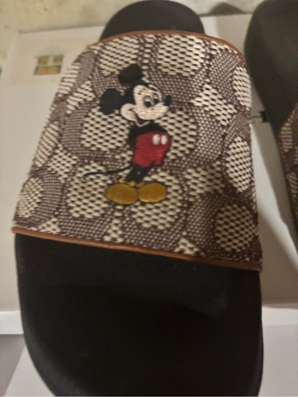 Coach Brown Signature Canvas Mickey Mouse Slide Sandals very lightly used size 9 - Picture 2 of 4